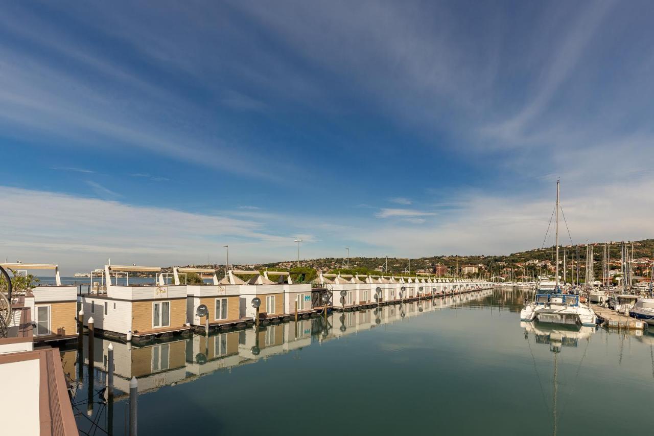 Floating Sea House Gong Apartamento Portorož Exterior foto